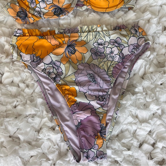 NWT Women's 2-Piece Swim Top & High Waist Bikini Bottoms Swimsuit set SIZE SMALL - Picture 8 of 17